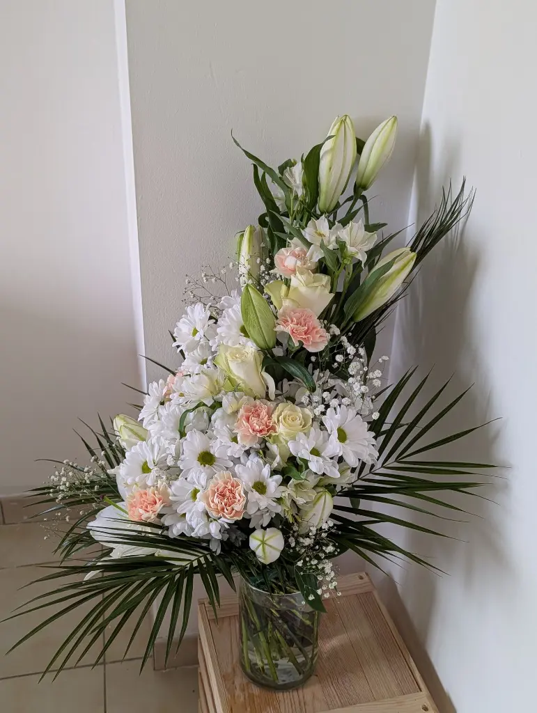 Gerbe May-Line3 - euphorie florale.webp